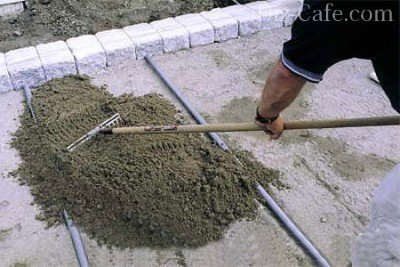 Распределение цементной смеси