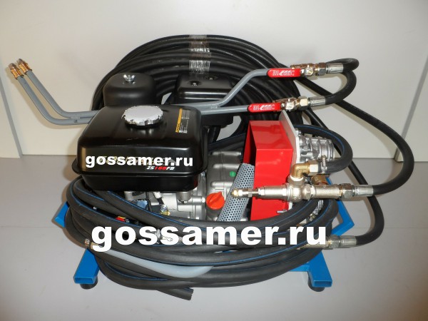 Двухканальная безвоздушная бензиновая установка ГОССАМЕР GSR БМ-01 для нанесения двухкомпонентной жидкой резины 