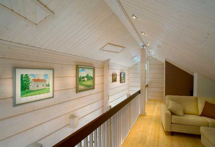 Покраска деревянного частного дома внутри: виды, варианты, краска и цвета дизайна стен