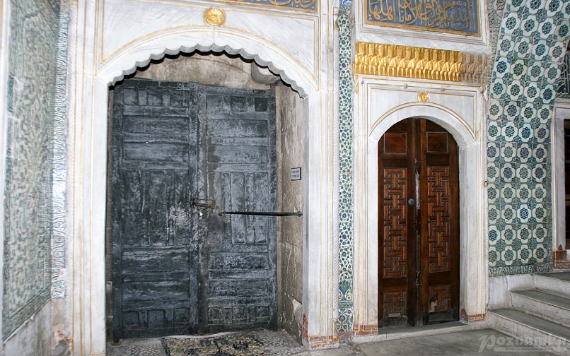 Вход в турецкий гарем Султана Сулеймана во дворце Топкапы