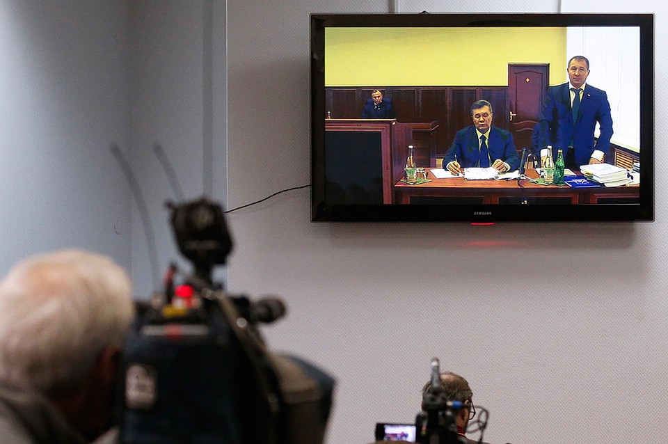 Изначально украинская прокуратура требовала в суде пожизненного заключения для экс-президента, однако позднее решили, что хватит наказания в виде 15 лет. Фото: Валерий Матыцин/ТАСС 