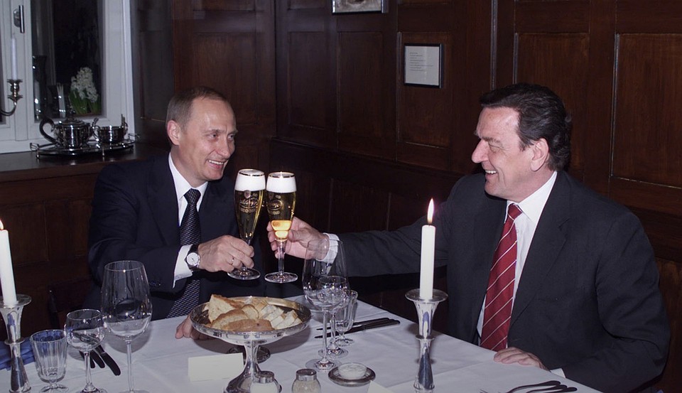 2002 год, Путин и Шрёдер поужинали в ресторане «Старый Веймар». 