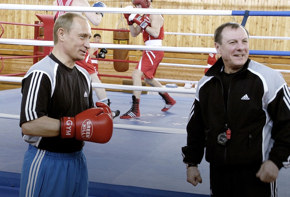 Путин на тренировке сборной России по боксу. 