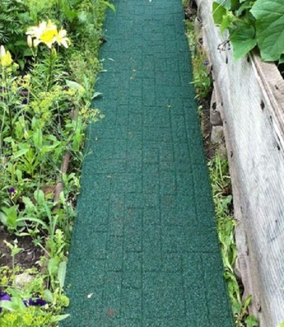 Рулонное покрытие из резиновой крошки